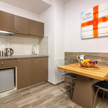 Rigas City Apartment Chrissi Akti Chania Exterior foto