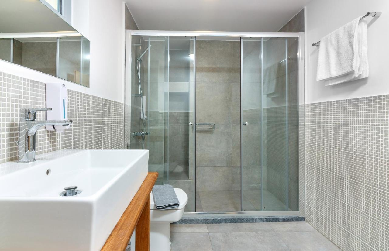 Rigas City Apartment Chrissi Akti Chania Exterior foto